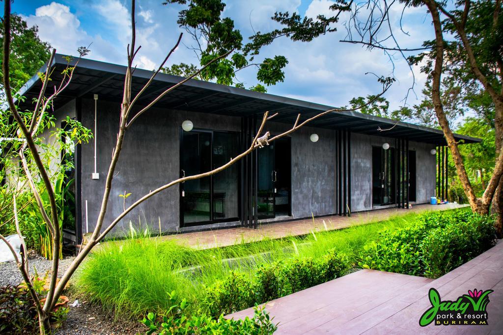 Buriram Judy Park & Resort Eksteriør billede