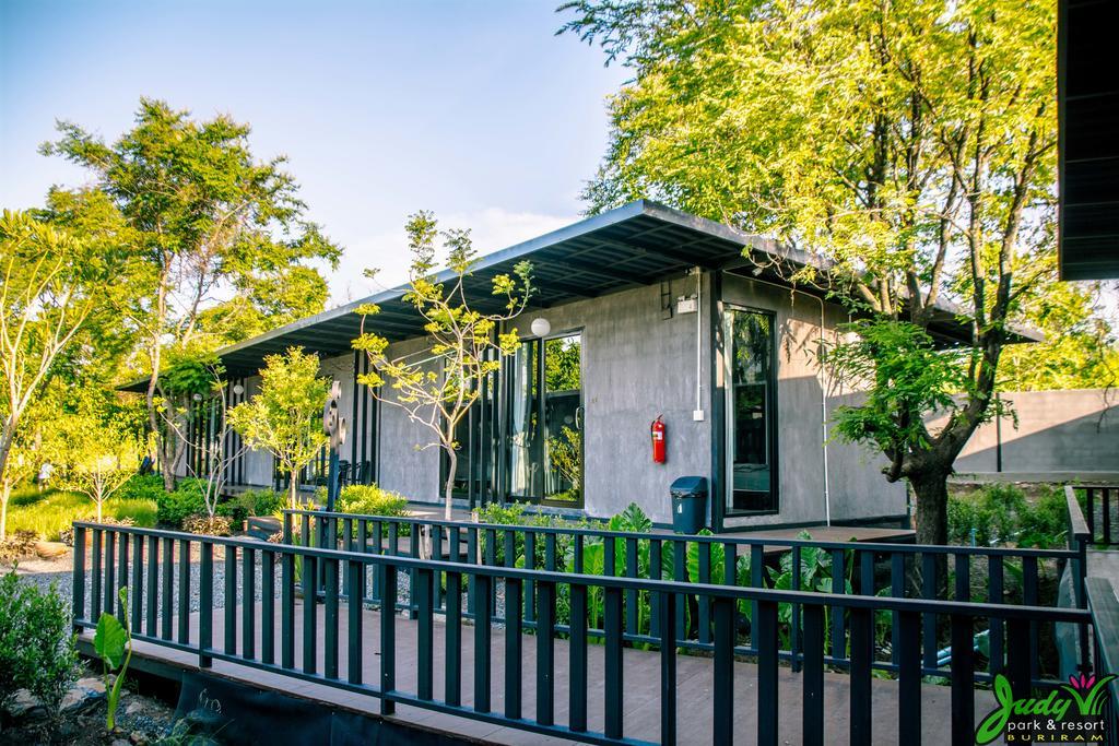 Buriram Judy Park & Resort Eksteriør billede